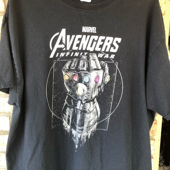 Men’s marvel shirt - Picture 2 of 3
